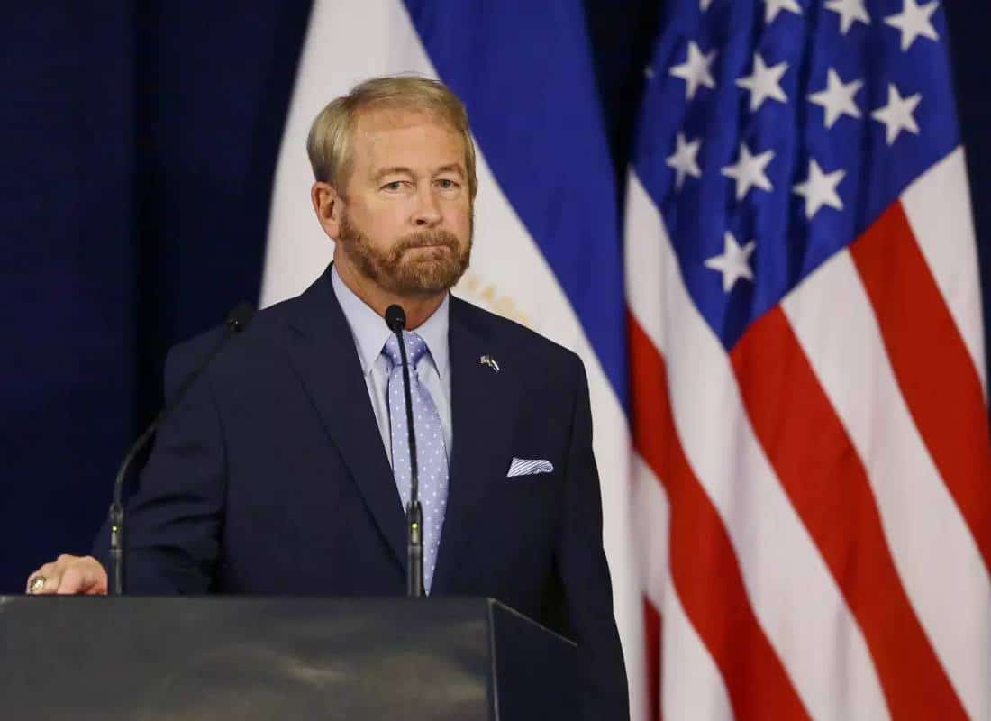 חשש במקסיקו: טראמפ מינה קצין כוחות מיוחדים לשעבר כשגריר