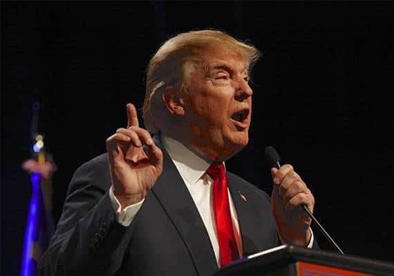 פניית פרסה נשיאותית: טראמפ ביטל העלאות שכר לעובדי הממשל