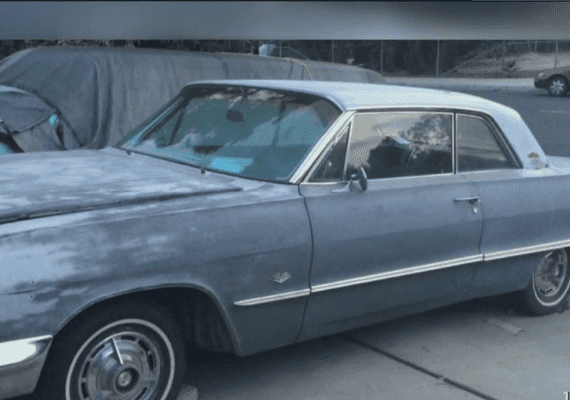 לוס אנג'לס: שני רכבי אספנות נגנבו בהפרש של שבוע, המשטרה בודקת אם יש קשר