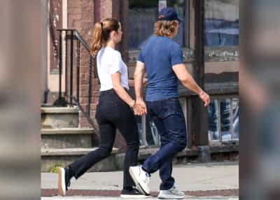 טום קרוז ואנה דה ארמס יוצאים מהארון: הטיול שלא משאיר מקום לספק