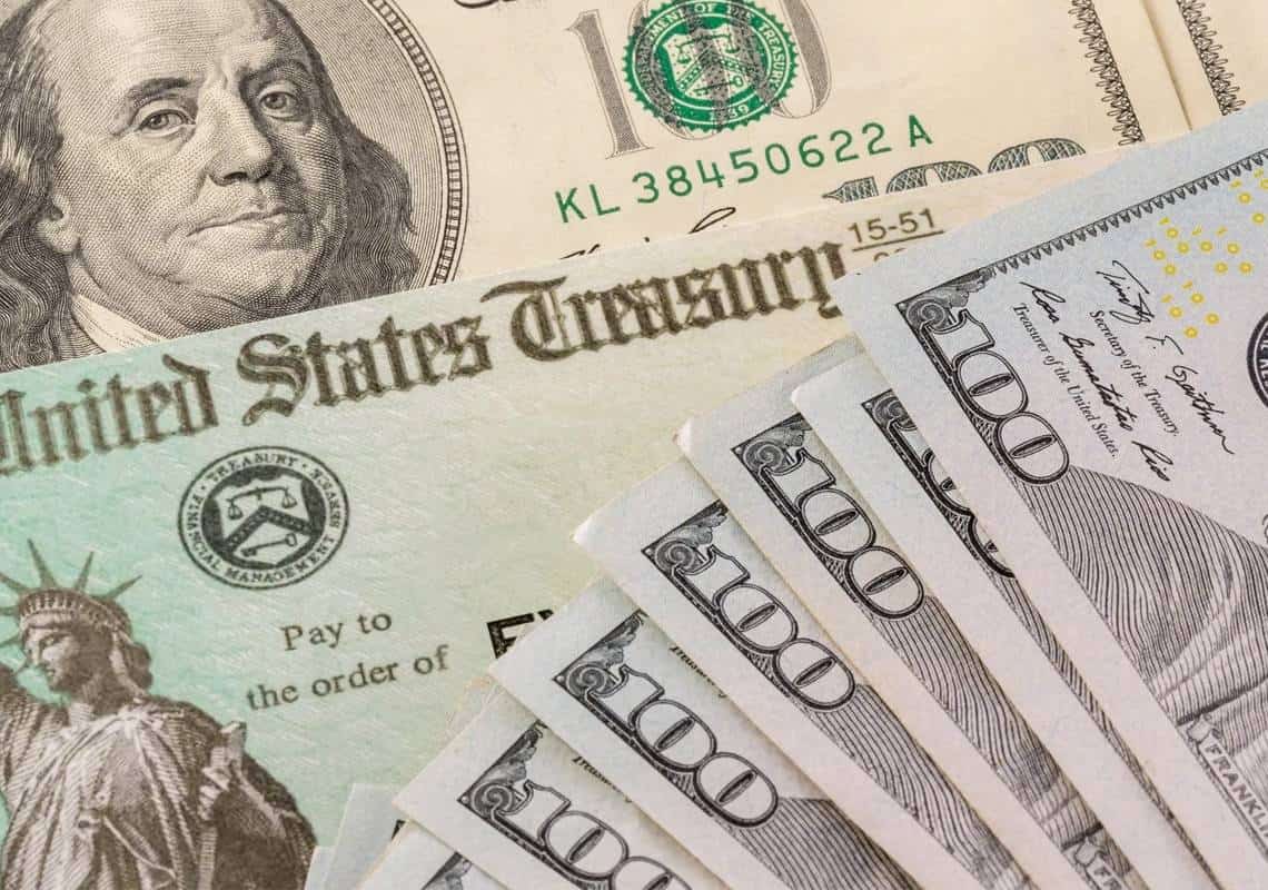 מיליוני תושבים בקליפורניה צפויים לקבל צ'ק סיוע: עד 1,100 דולר למשפחות עם ילדים