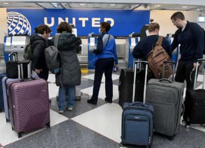 אמריקה לא ממריאה: אלפי טיסות מבוטלות, הממשל מושבת וחשש מקריסת מערך התחבורה האווירית לקראת החגים