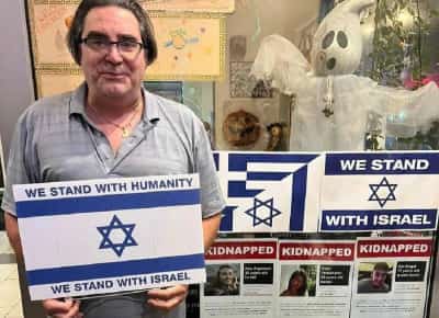 המסעדן שלא היה יהודי — וסגר את העסק בגלל שתמך בישראל