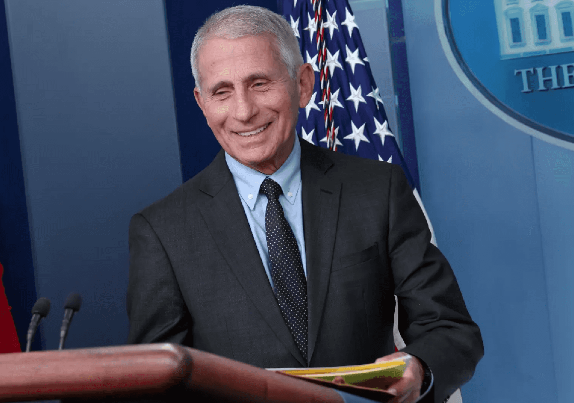 בזמן שהאמריקאים היו תחת סגר: שווי נכסיו של ד"ר פאוצ'י הוכפל