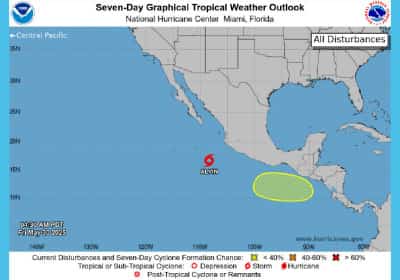עונת ההוריקנים 2025 החלה: הסופה 'אלבין' מתקרבת למקסיקו
