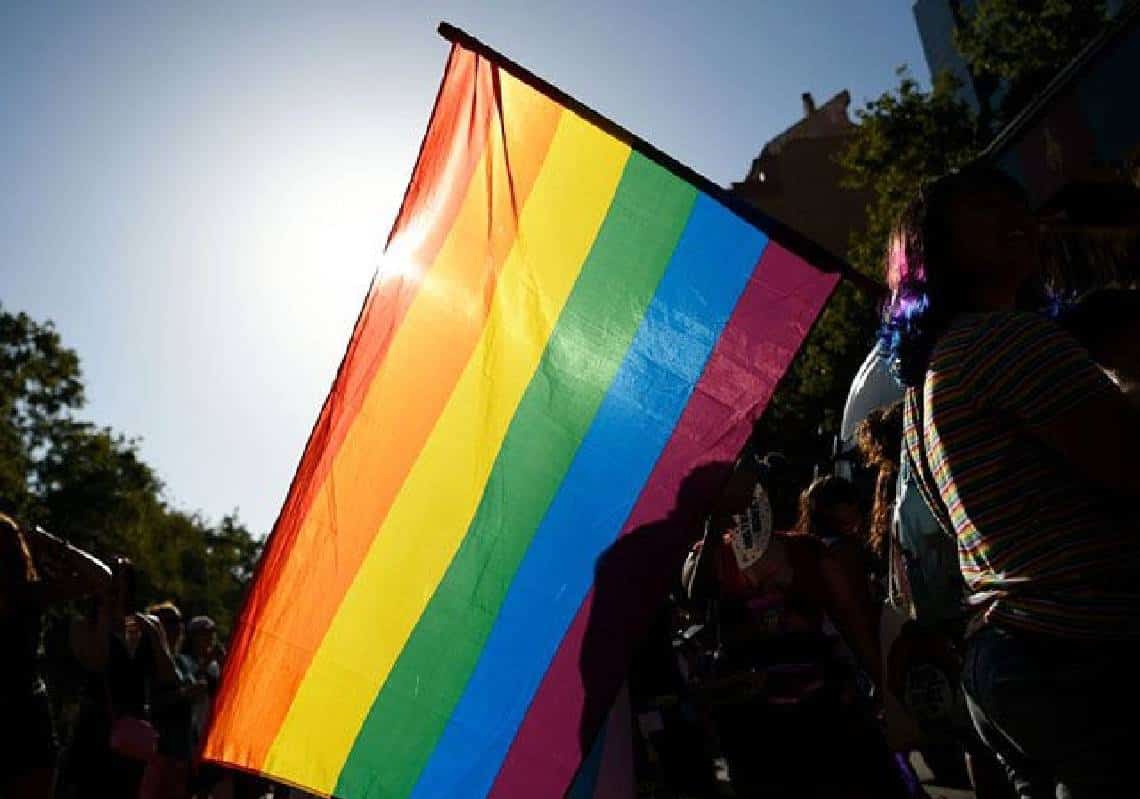 מגדר ומיניות לילדים: 63% מהאמריקאים מתנגדים להכללת 'זהות מגדרית' בהגדרות המין של משרד החינוך