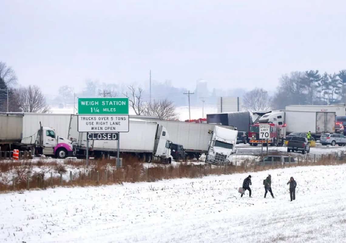 85 כלי רכב נקלעו לתאונת שרשרת בלב ארה"ב: 27 נפגעו