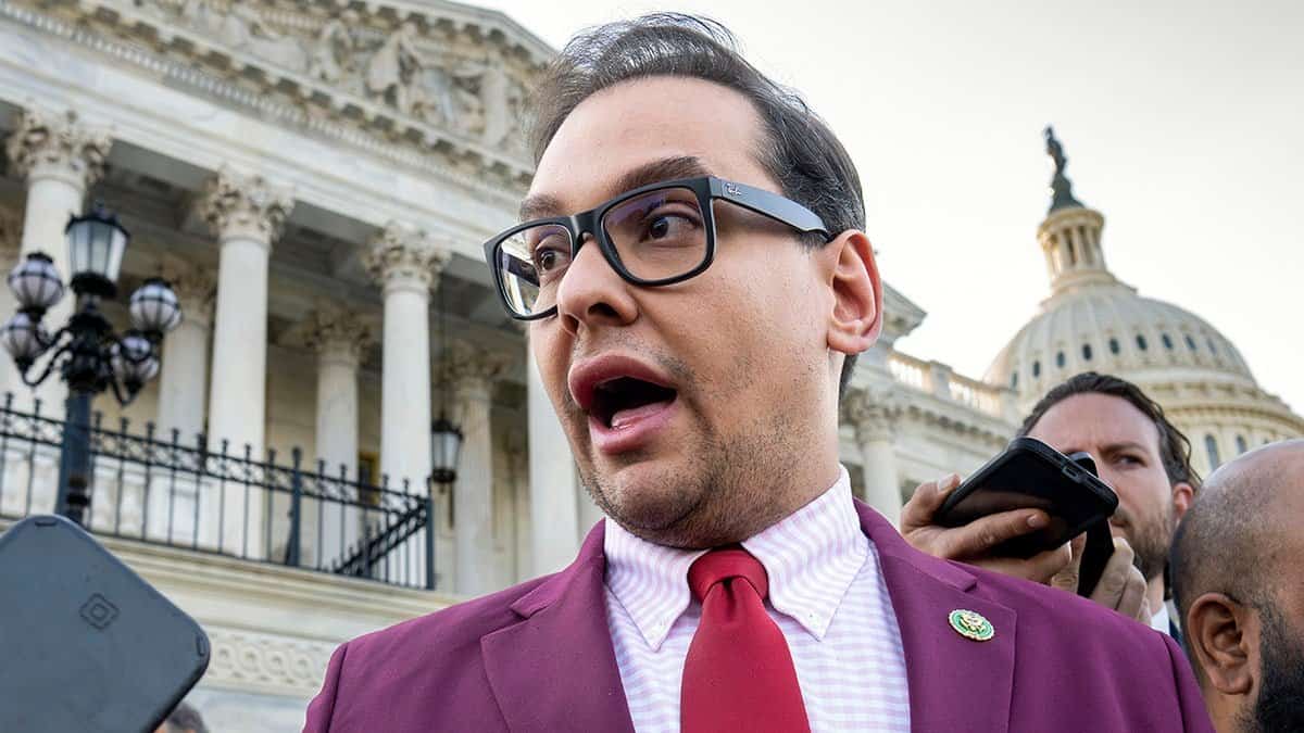 חבר הקונגרס ששיקר כי הוא יהודי וכי משפחתו ברחה מהשואה עומד בפני גירוש מהקונגרס