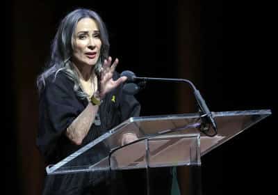 זוכת פרסי האמי באזהרה חריפה: "העולם שותק מול אנטישמיות - זה יעלה לכולנו ביוקר"