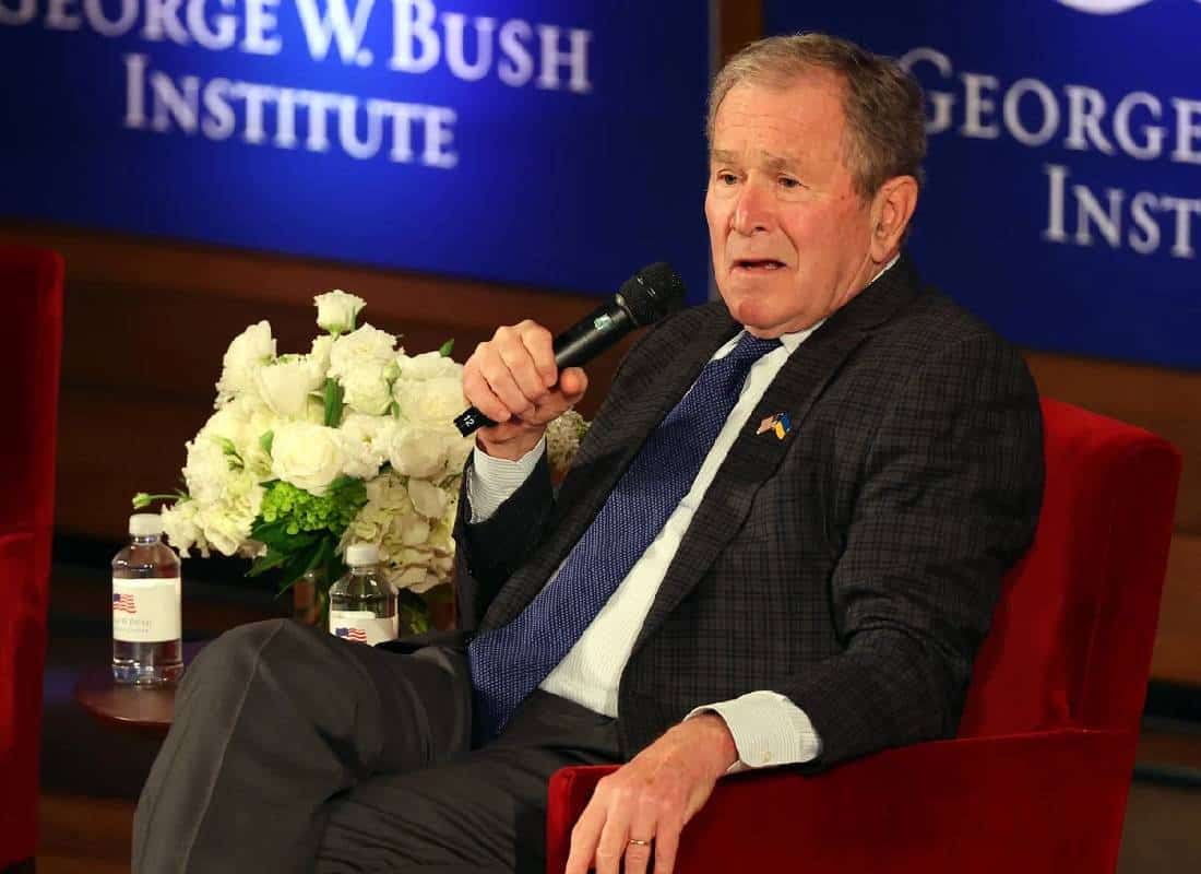 גם ג'ורג' וו בוש לא תומך בטראמפ בבחירות, לאחר שסגנו לשעבר צ'ייני, הודיע שיצביע עבור האריס