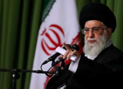 חמינאי מאיים להכריע את ישראל: "תגובתנו לא תהיה מאופקת"