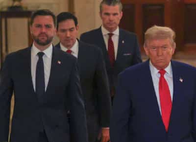 הפתעה דיפלומטית: טראמפ הכריז על הפסקת אש ללא תיאום עם יועציו