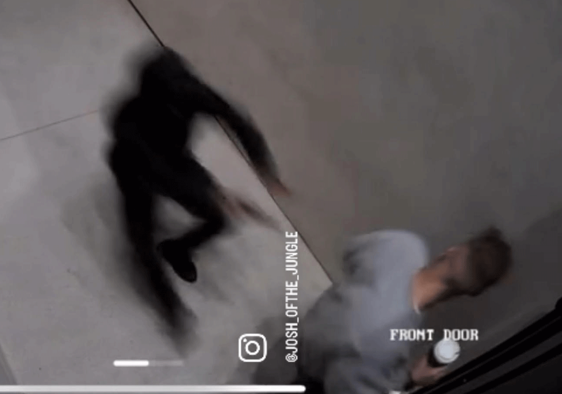 תיעוד דרמטי: ניסיון תקיפה ופריצה לבית בבוורלי הילס הסתיים בירי מצד הבעלים - הגן על אשתו ובנו הפעוט 