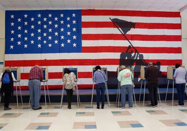 מסתערים על הקלפיות: אמריקה להוטה להשפיע יותר מאי פעם 