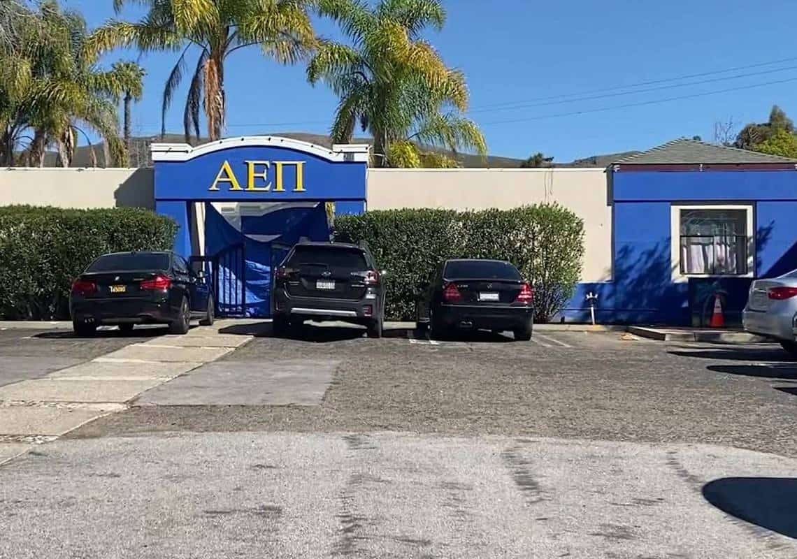 "את הגרפיטי אפשר למחוק, אך הצלקת תישאר זמן רב": צלבי קרס רוססו על אחוות סטודנטים יהודית בדרום קליפורניה