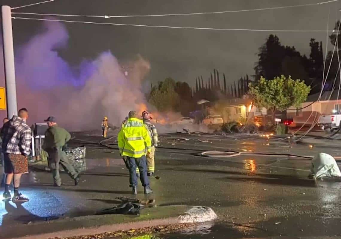 ארבעה הרוגים בהתרסקות מטוס קל בדרום קליפורניה