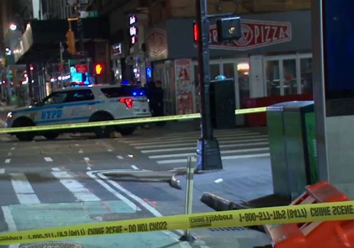 ניו יורק: התפתחות משמעותית במצוד אחר החמוש שפתח באש לעבר תייר בטיימס סקוור