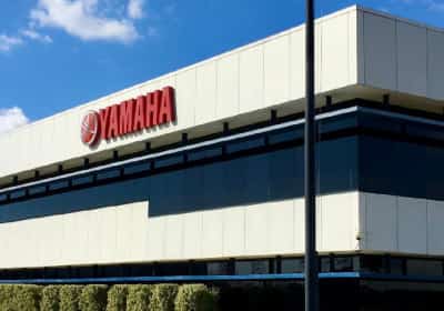 אחרי כמעט חמישה עשורים: ימאהה מוטור נפרדת מקליפורניה ומצטרפת לגל העזיבה