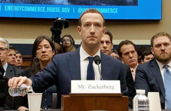 ארבע קרנות פנסיה גדולות: "להדיח את צוקרברג מראשות דירקטוריון פייסבוק"