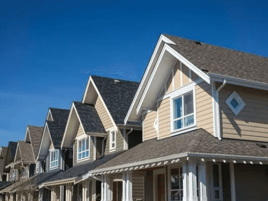 עלות ההוצאות הנלוות בעת מכירת בית ממוצע בארה"ב – כ-30,000 דולר