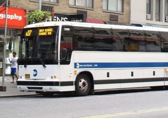 ברוקלין: נהגת אוטובוס שיכורה דרסה שוטרת