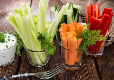 אחד הירקות הפופולריים ביותר מוריד את הסיכון לסרטן המעי הגס בכמעט 20 אחוזים