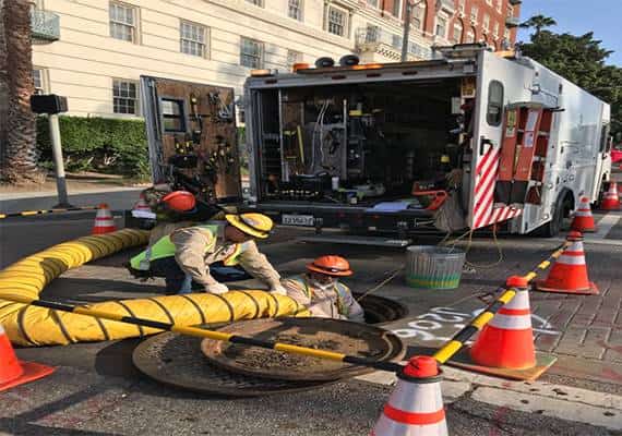 לוס אנג'לס: עשרות אלפים נותרו ללא חשמל