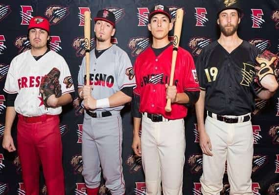 קבוצת בייסבול השמיצה את חברת הקונגרס, הספונסרים נטשו 