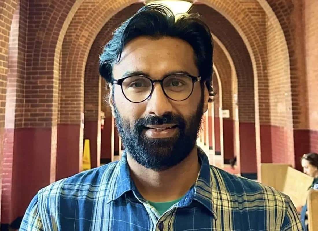 מכה לתומכי טרור: ממשל טראמפ עוצר חוקר אקדמי החשוד בהפצת תעמולה של ארגון הטרור חמאס