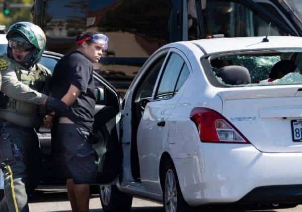 טרור בדרום קליפורניה: מכונית חרשה בקהל מפגינים שהתאסף להביע תמיכה בנשיא ארה"ב