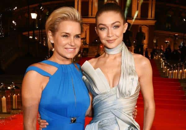 "את אור השמש שלי": יולנדה חדיד מעלה תמונה של בתה ג'יג'י חדיד והנכדה