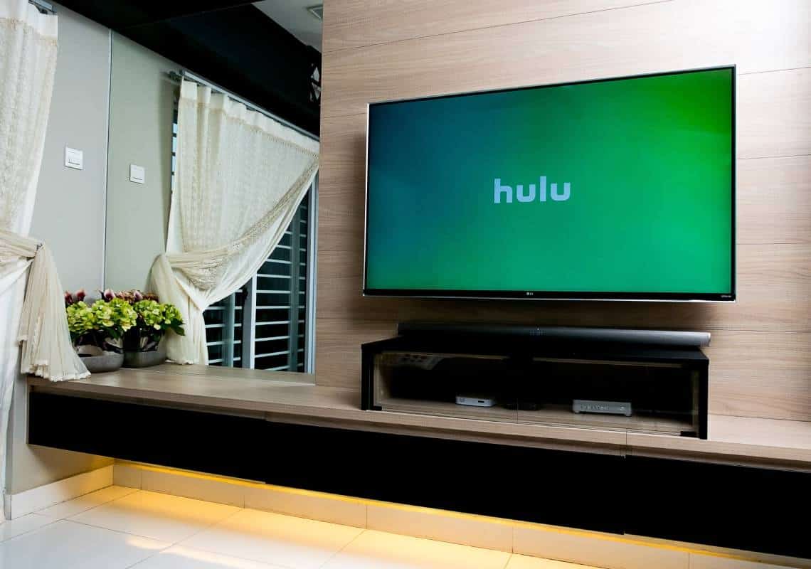 לקוחות 'הולו', שימו לב: שירות הסטרימינג יתייקר בחודש הבא