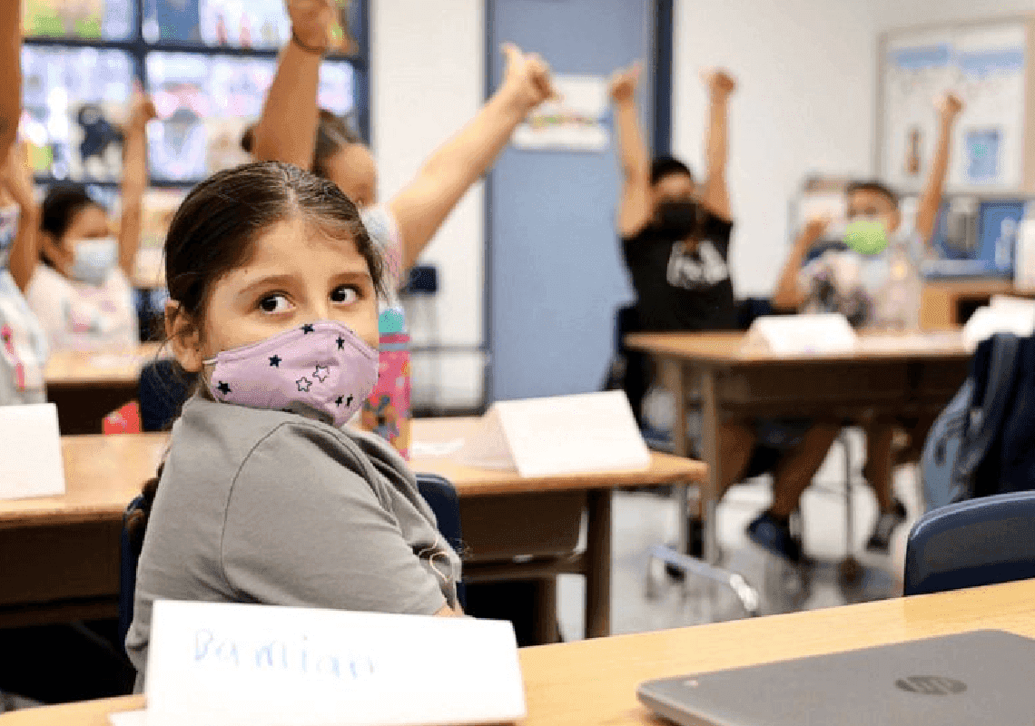 "חוסר תקווה וייאוש":  הורים מלוס אנג'לס מספרים על השפעות הקורונה על ילדיהם