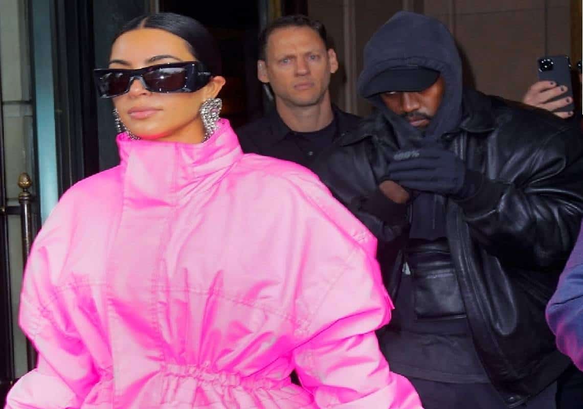 הפפראצי המפתיע של השנה: קים קרדשיאן וקניה ווסט יוצאים יחד ממלון בניו יורק