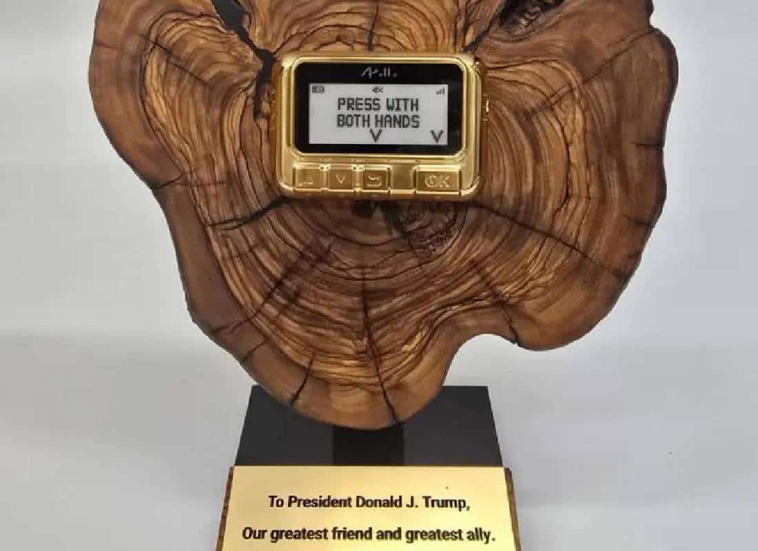 נתניהו העניק לטראמפ "זימונית זהב" כמזכרת מפיגוע נגד חיזבאללה