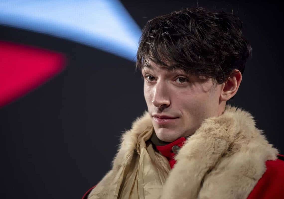 הוואי: כוכב "ליגת הצדק" נעצר בחשד לתקיפה בבר