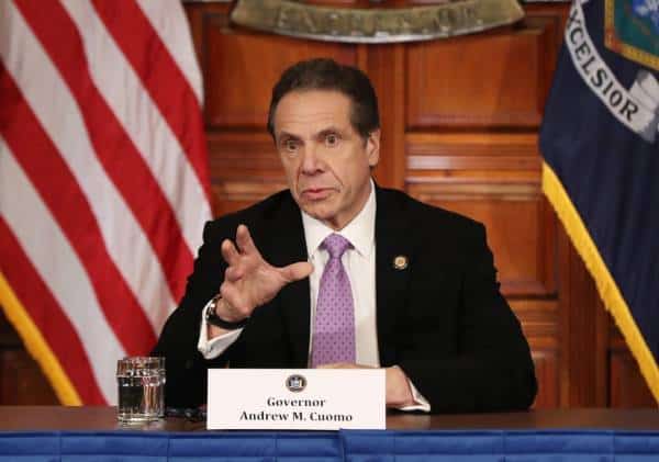 ניו יורק: 5,700 נשאי קורונה התגלו במהלך הלילה, המושל הורה לתגבר את בתי החולים