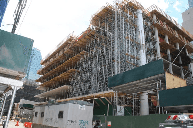 ניו יורק: שוק הדיור של מעמד הביניים בקווינס רושם צמיחה