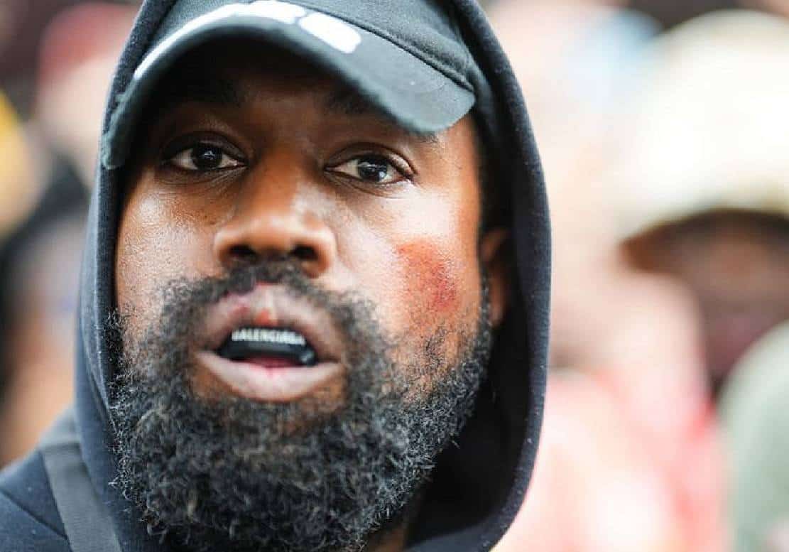 "יש לו אובססיה לנאצים": קניה ווסט שילם דמי-שתיקה לעובד ששמע אותו מדבר בעד היטלר