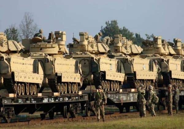 דרמטי: ארה"ב מעבירה טנקים לגבול של בלארוס