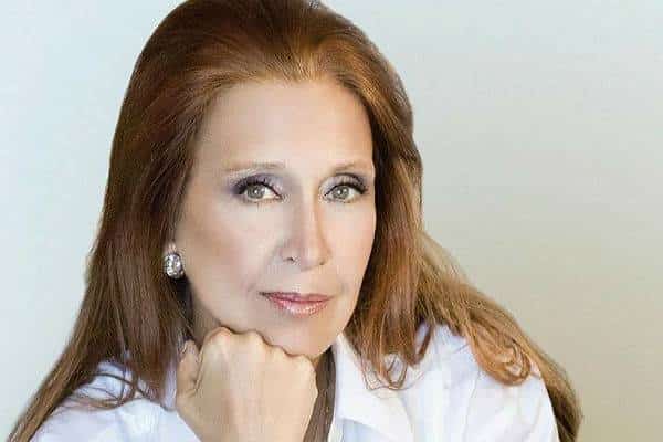 דניאל סטיל לא עוצרת: בתוך פחות מחודשיים היא מוציאה ספר נוסף על העצמה נשית 