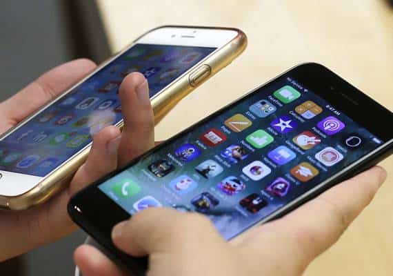 משפחה שבה מחופשה באסיה, T-Mobile חייבה אותה ב-13 אלף דולר