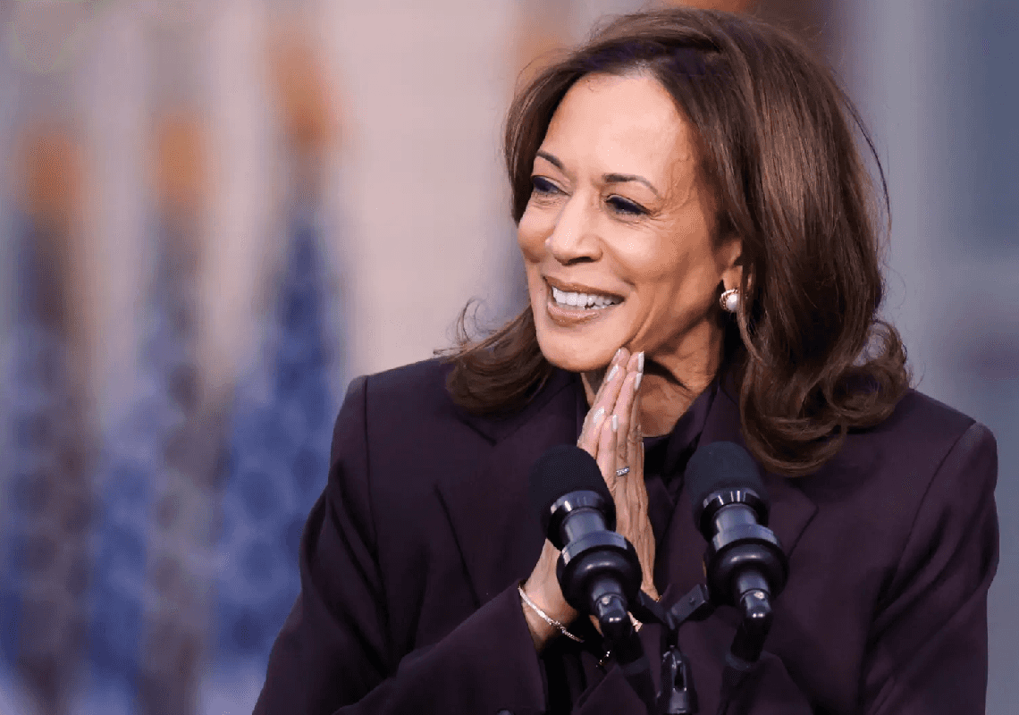 מושלת קליפורניה או נשיאת ארה"ב? האריס מבקשת ממקורביה לשמור על אמונים