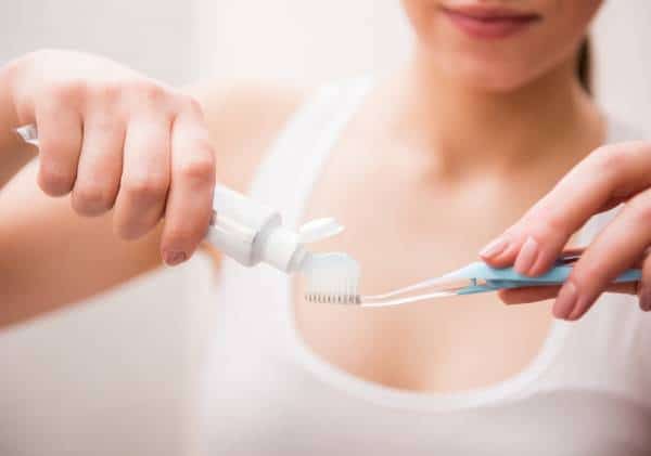 מחקר חדש טוען: שימוש במוצרי קוסמטיקה וטואלטיקה גורם לאוסטאופורוזיס