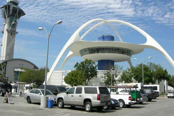 אין חניה והטיסה בעוד שעה: תתחילו להתפלל או שפשוט תקראו מה אתם יכולים לעשות 