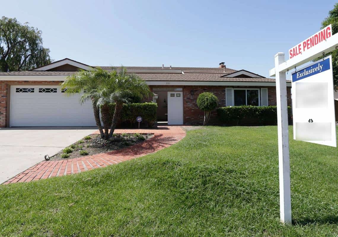 טירוף הנדל"ן בדרום קליפורניה: מחירי הבתים שוב מזנקים לשיא חדש