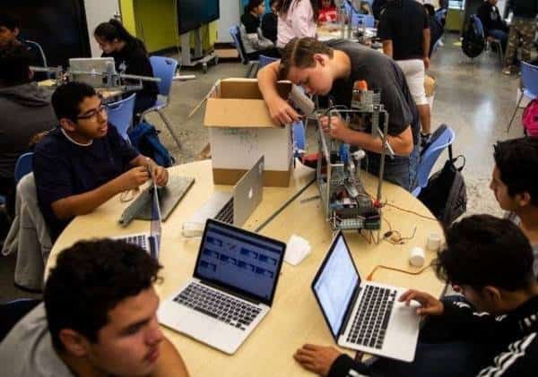 נפת החינוך של לוס אנג'לס רוצה מס חדש, המבקרים מציעים שתתייעל קודם