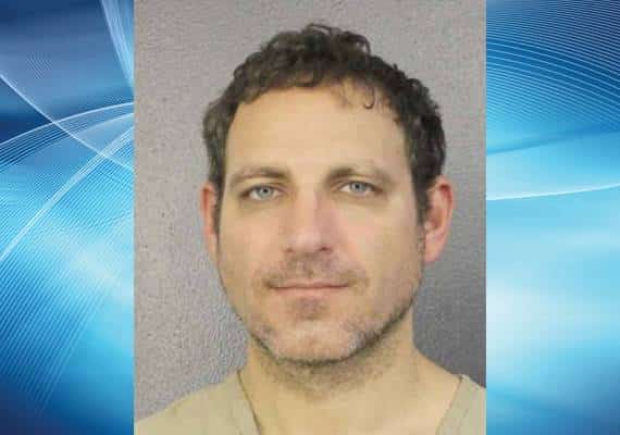 תושב פלורידה איים לפגוע ברב מבית חב"ד