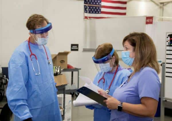 תרחיש הבלהות ממנו חששו בבתי החולים מתקרב: ארה"ב רושמת שיא חדש במספר המאושפזים