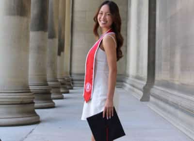 צעירים בני עשרים עם כישורי בינה מלאכותית מרוויחים מיליוני דולרים בעוד בני דורם מחפשים עבודה